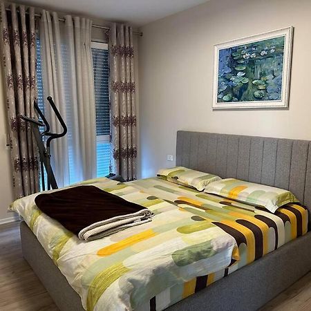 Family Friendly 2 Bedroom Apartment Eden Gardens Tirana City Center Eksteriør bilde